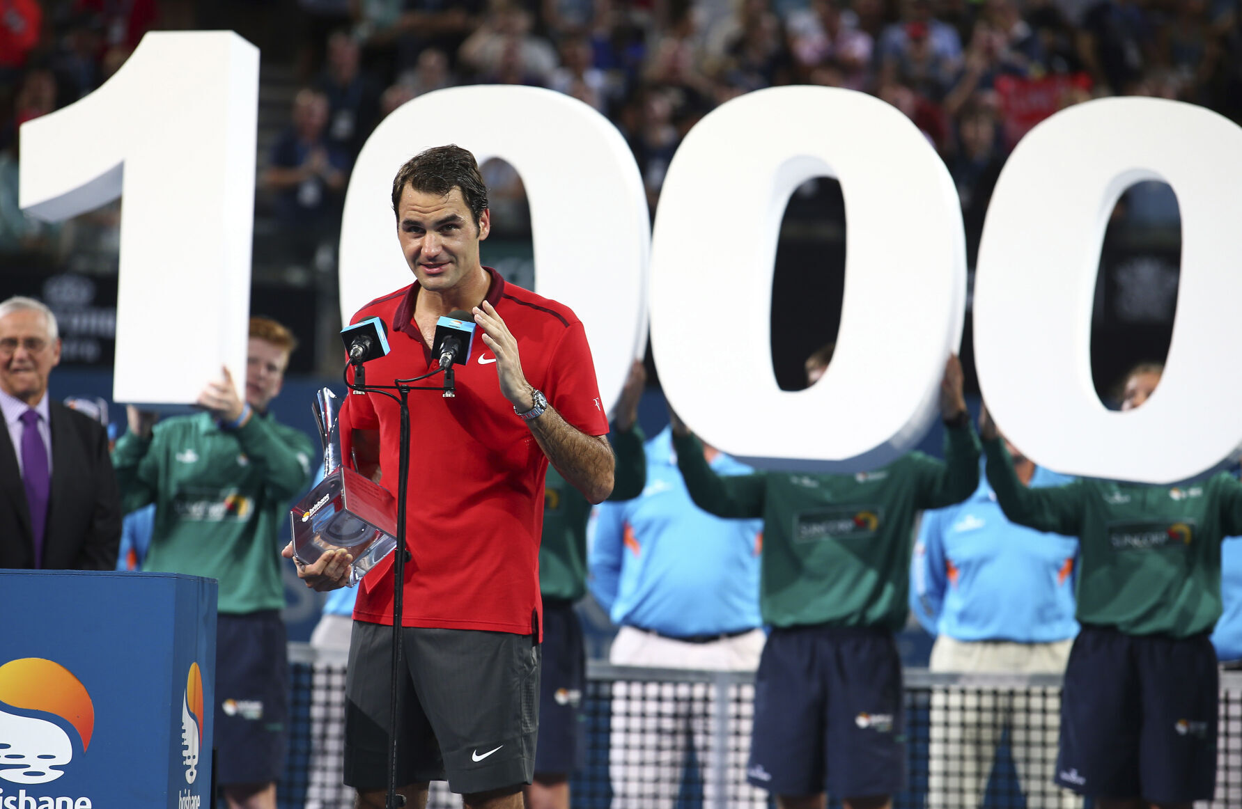 2015: Roger Federer registers 1,000th career victory